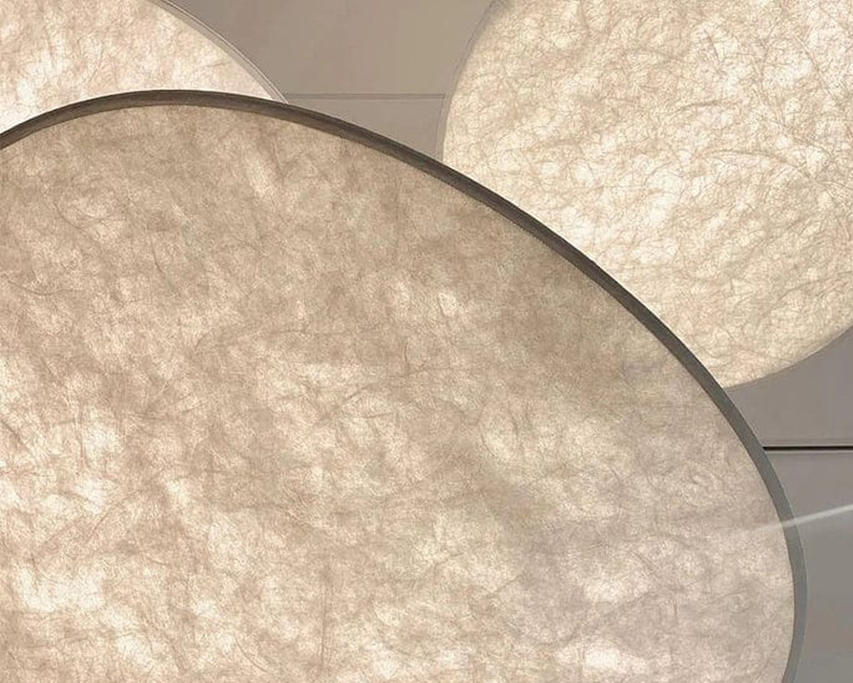 Lustre japonais Japandi en soie aux courbes fluides, vue 4