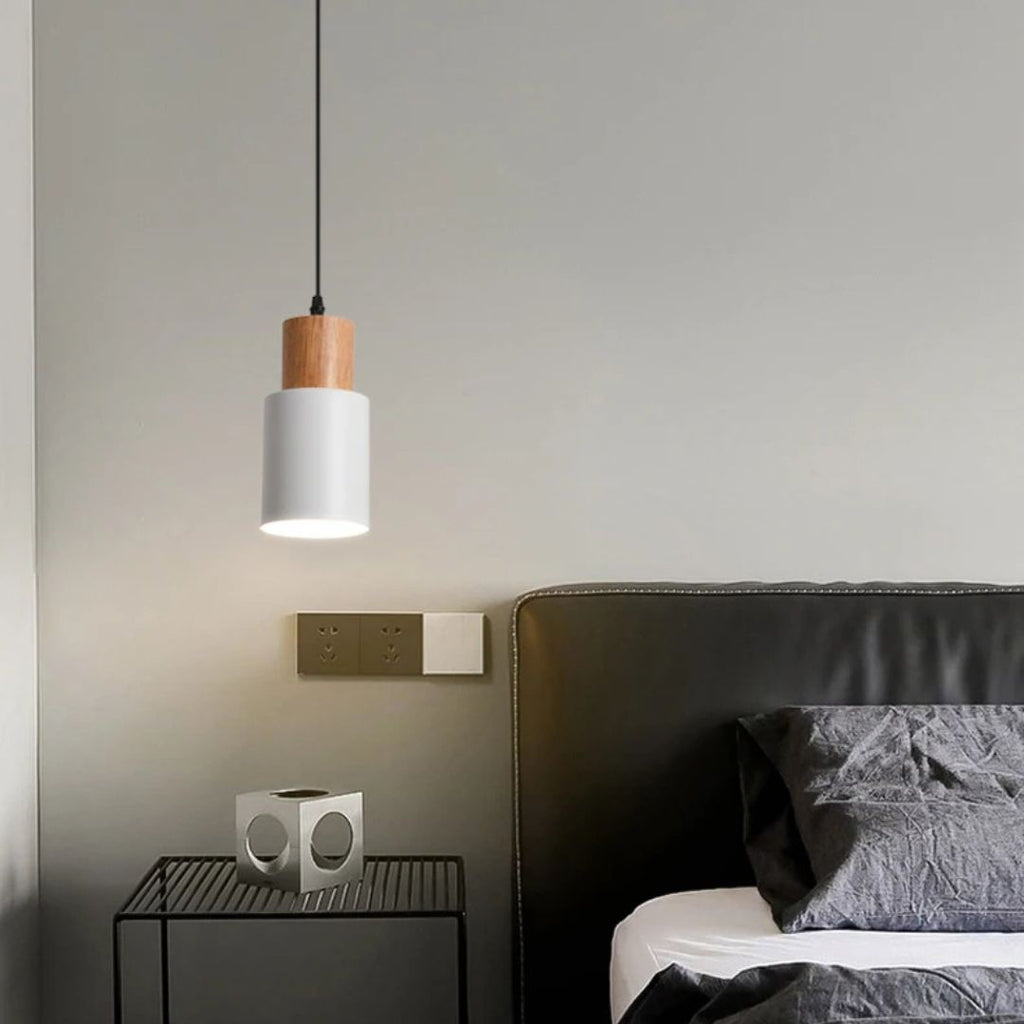 Petit lustre bois et abat-jour en métal minimaliste, vue 5