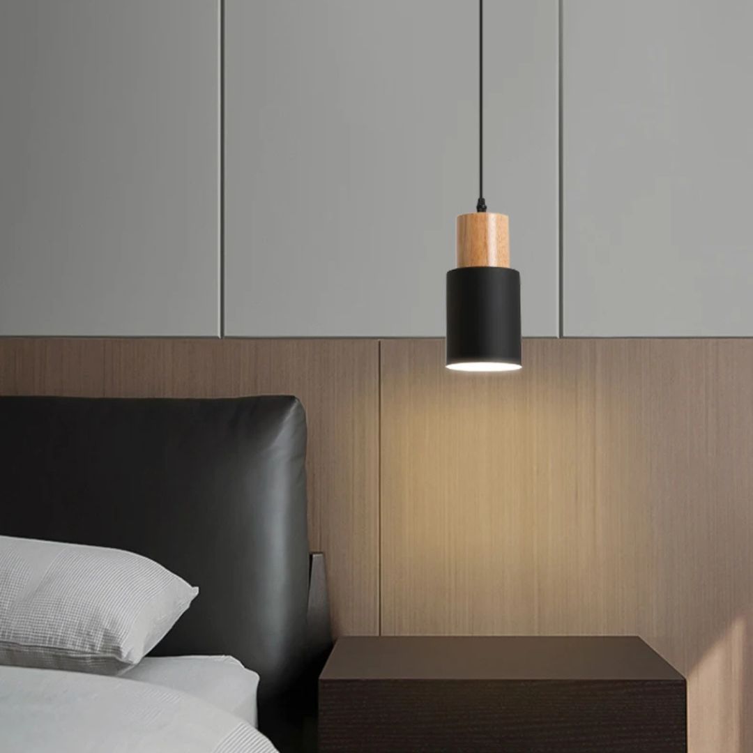 Petit lustre bois et abat-jour en métal minimaliste, vue 7