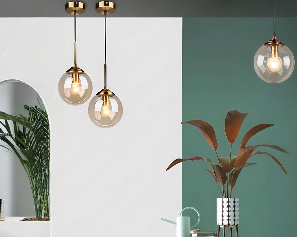 Lustre bureau en verre forme ampoule géante, vue 3