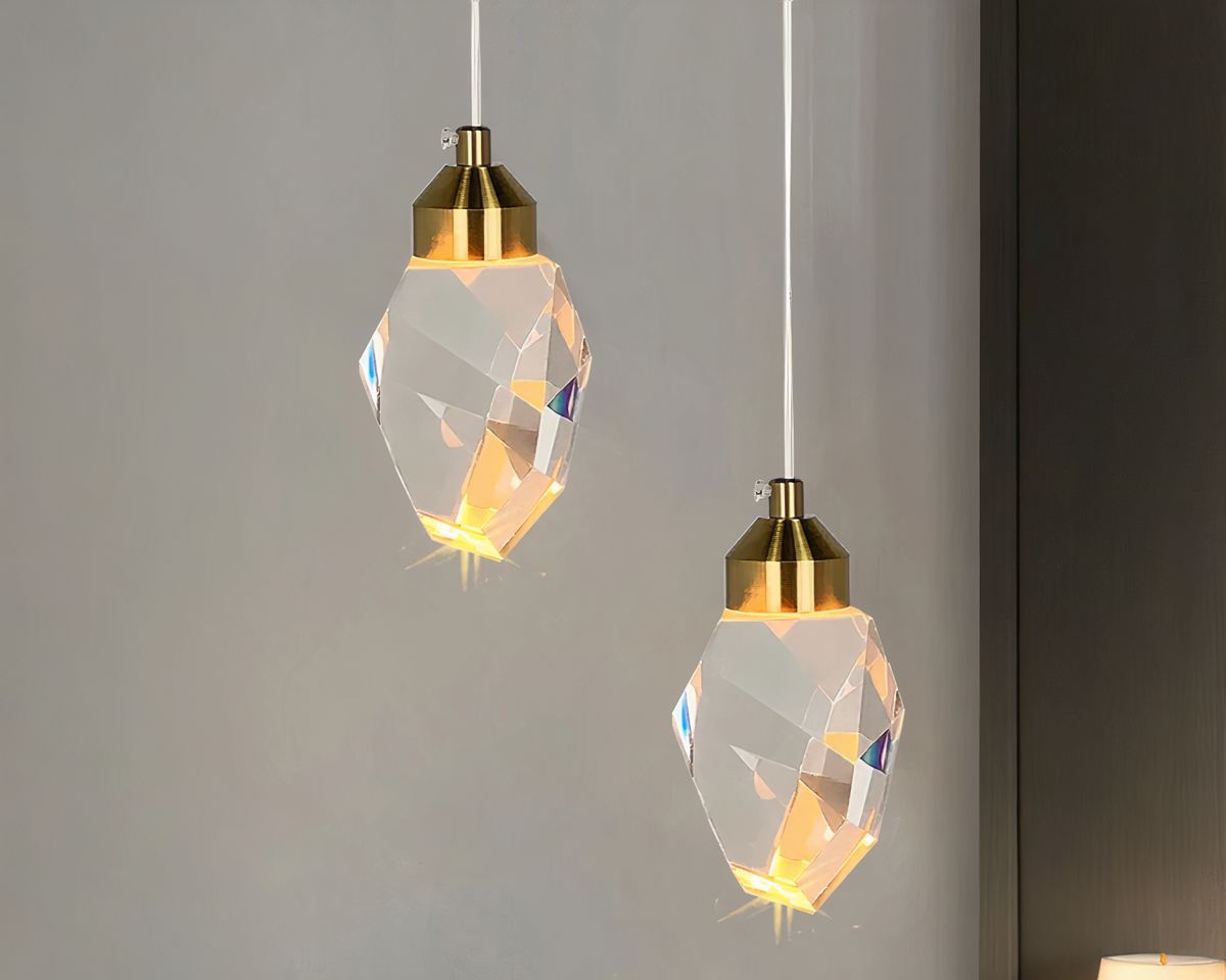 Lustre LED petite pampille de cristal à facettes, vue 2