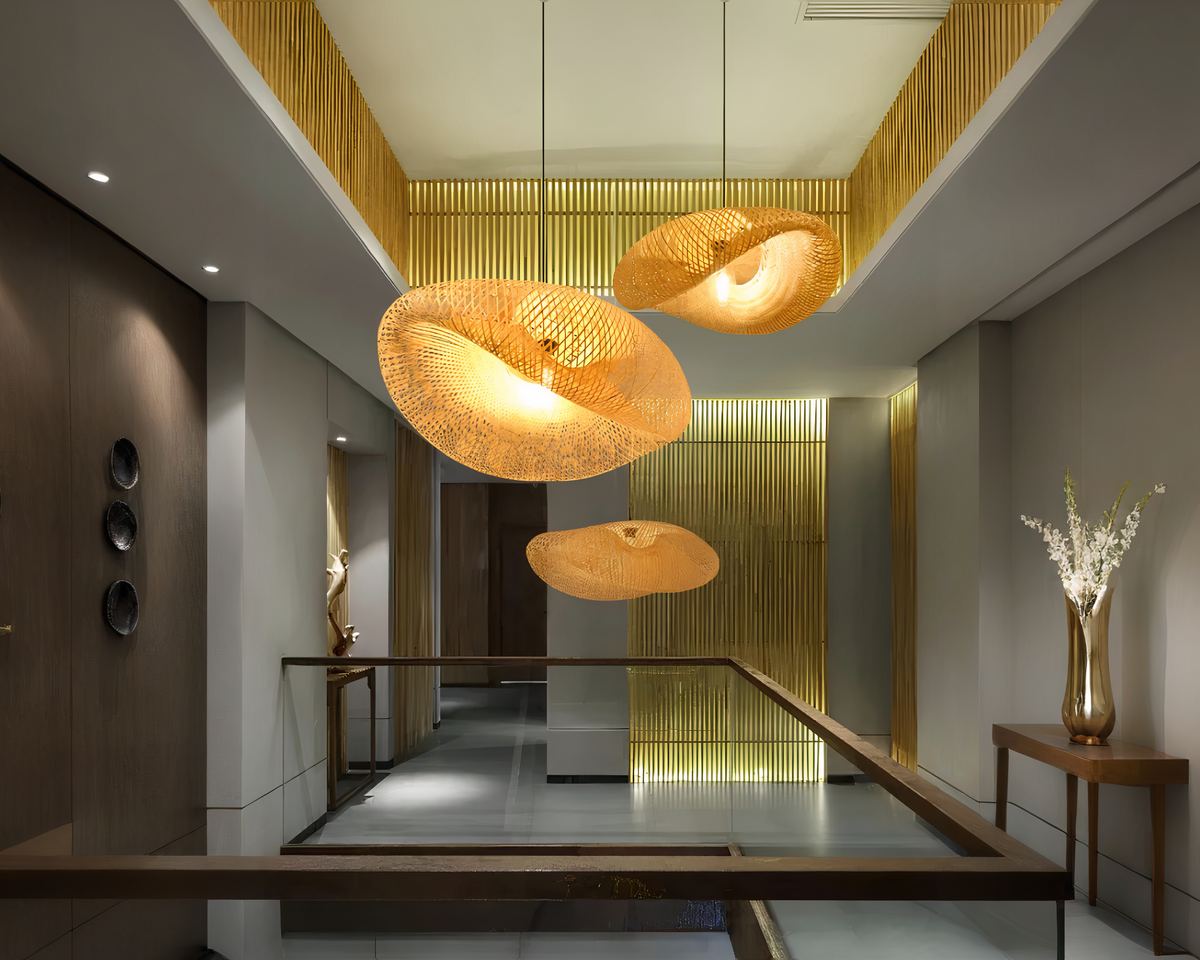 Lustre japonais chapeau en bambou tressé, vue 2