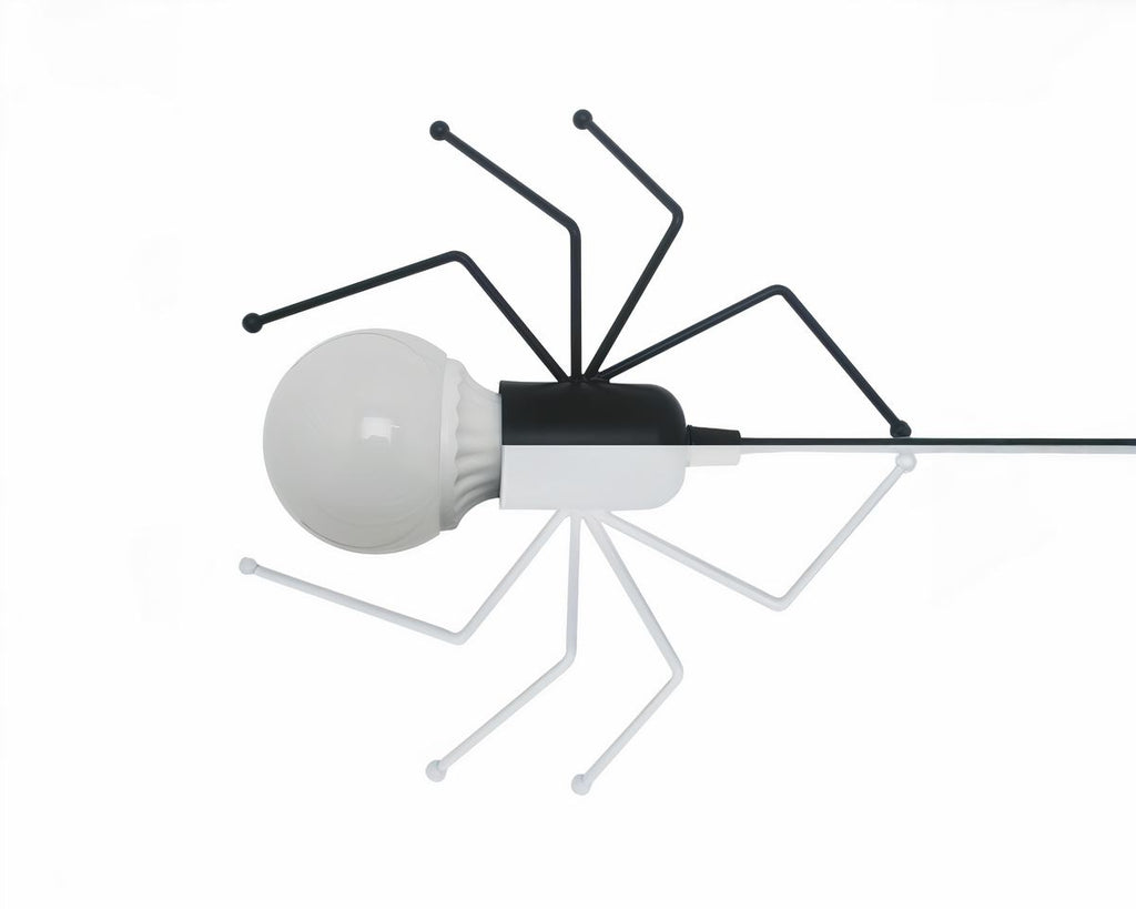 Lustre noir araignée en métal au design insolite, vue 3