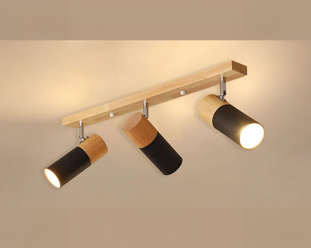 Lustre scandinave barre en bois à trois spots, vue 4