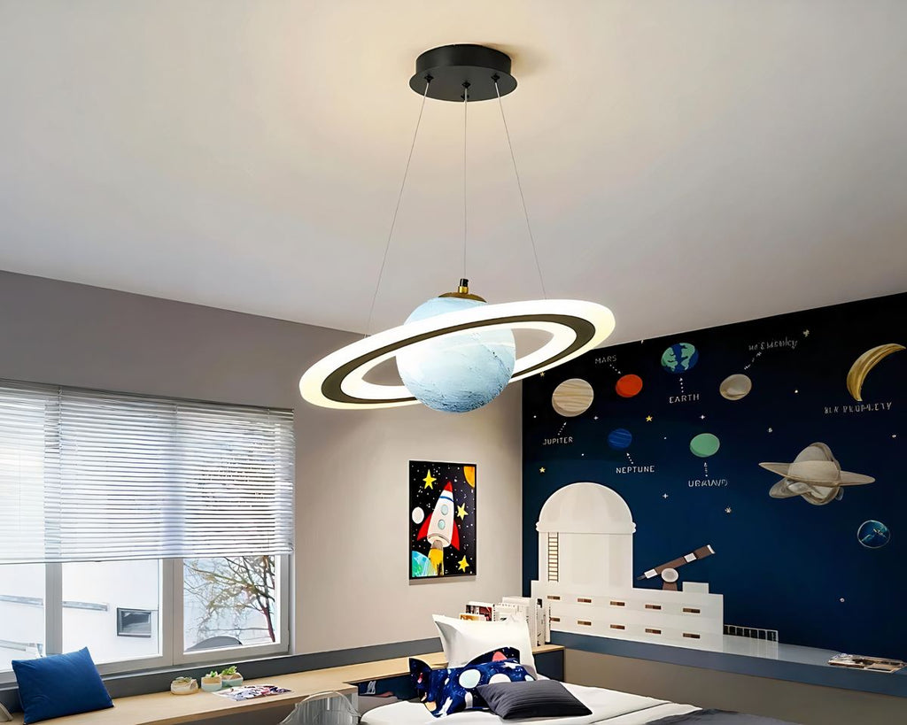 Lustre chambre ado planète à anneau lumineux