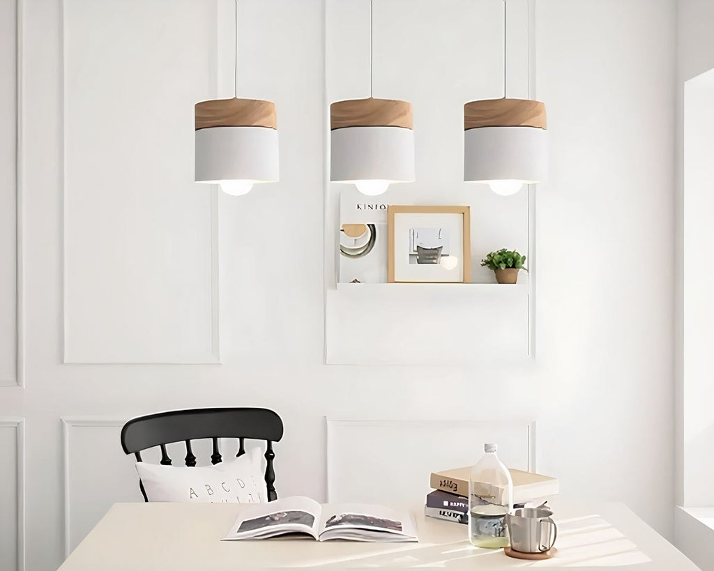 Lustre scandinave petit cylindre en métal mat et bois, vue 4