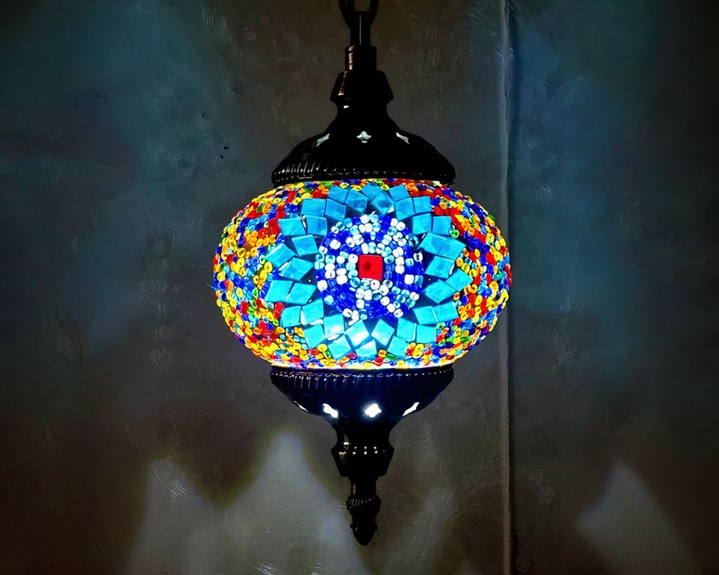 Lustre marocain long en mosaïque de verre colorée