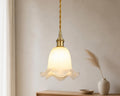 Lustre opaline petite fleur blanche et laiton doré
