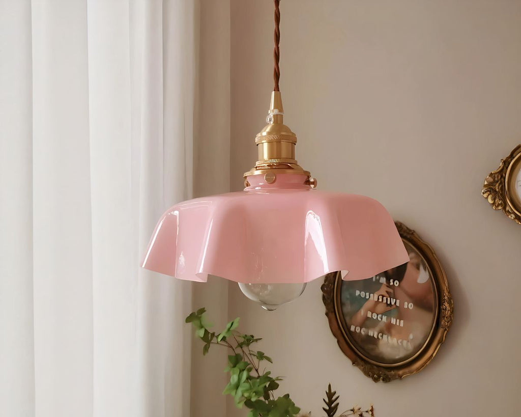 Lustre opaline pastel à collerette ondulée, vue 4