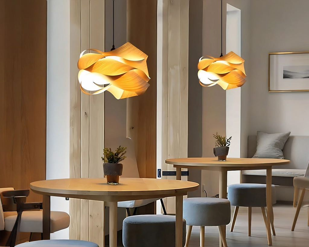 Lustre bohème boule en lamelles de bois ondulées, vue 4