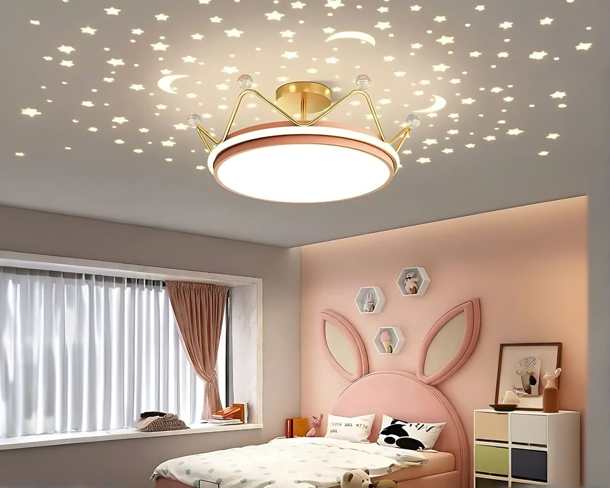 Lustre chambre couronne à projection d'étoiles, vue 2
