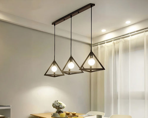 Lustre 3 suspensions triangulaires en métal noir
