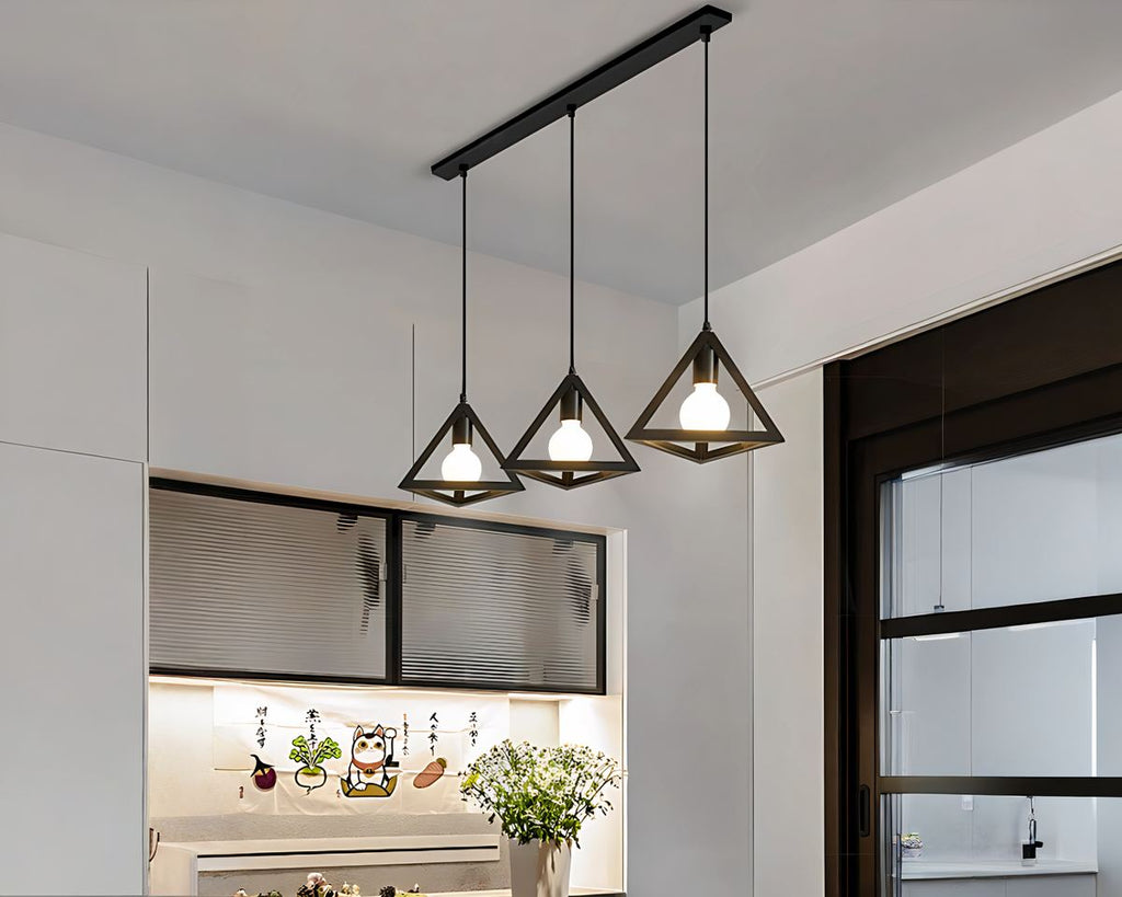 Lustre 3 suspensions triangulaires en métal noir, vue 4