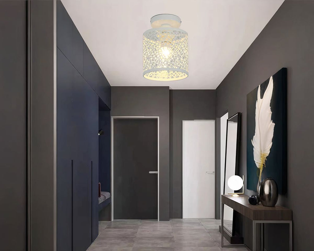 Lustre entrée plafonnier en métal ajouré noir ou blanc, vue 3