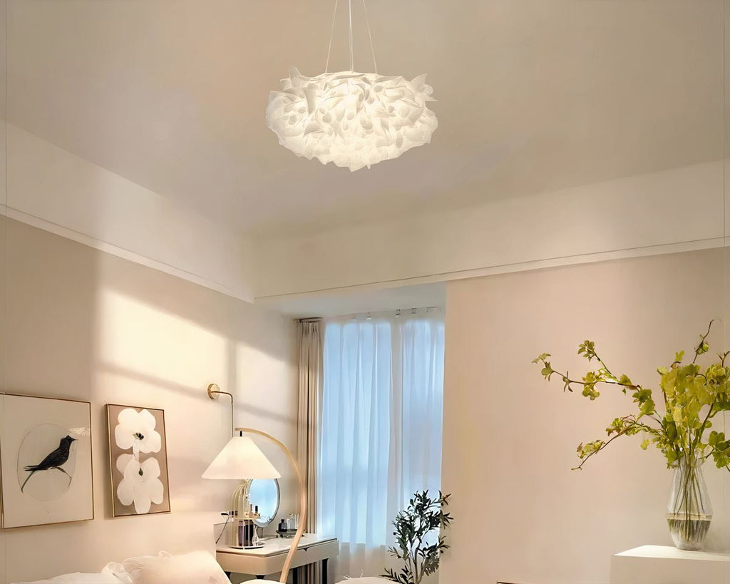Lustre chambre cocooning nuage de pétales, vue 3