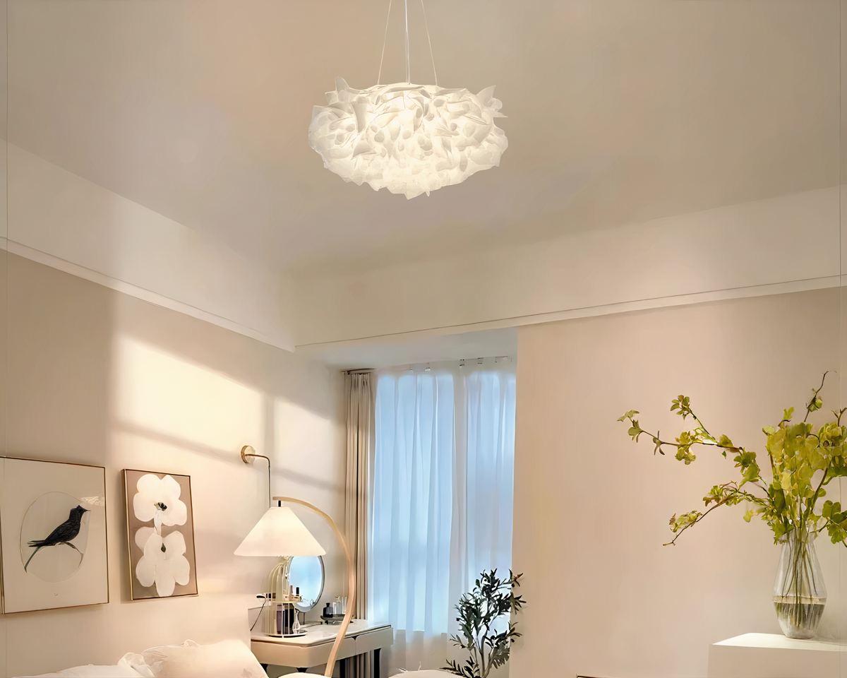 Lustre chambre cocooning nuage de pétales, vue 3
