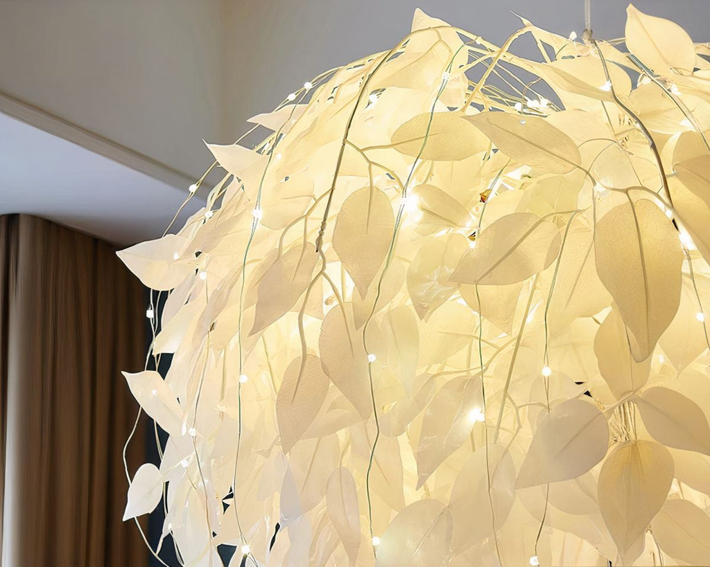 Lustre chambre cocooning à feuilles blanches suspendues, vue 6