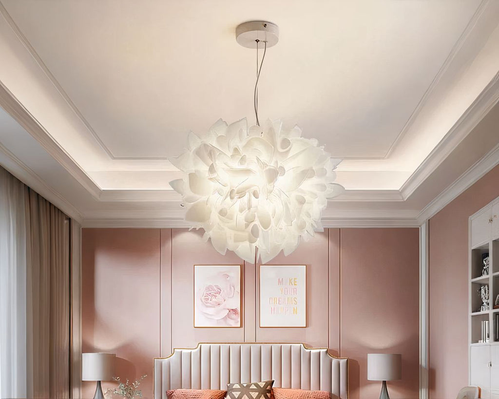 Lustre chambre cocooning fleur en acrylique blanc