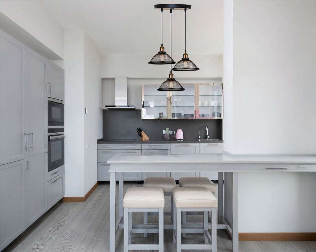 Lustre cuisine cage en maille noire et laiton, vue 2