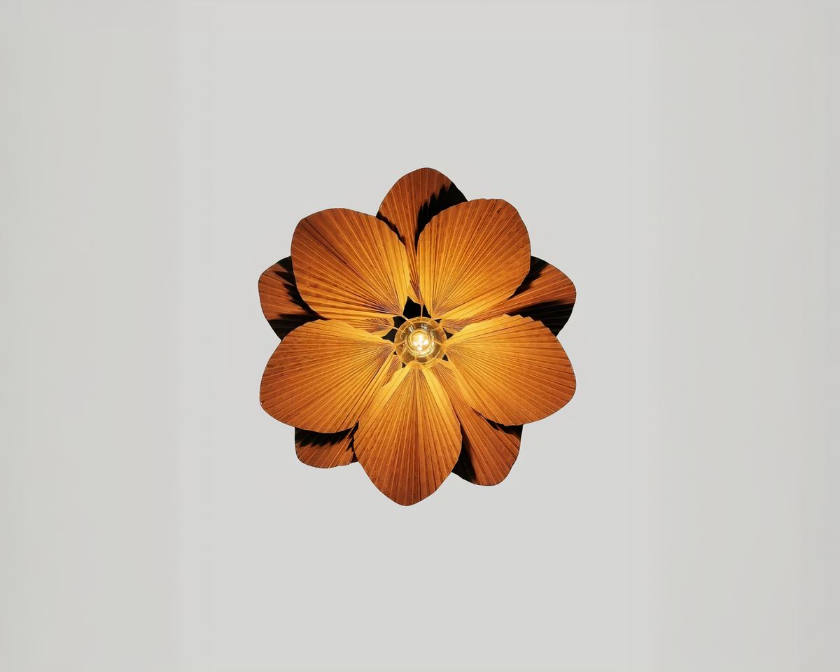 Lustre dressing à pétales de papier marron, vue 5