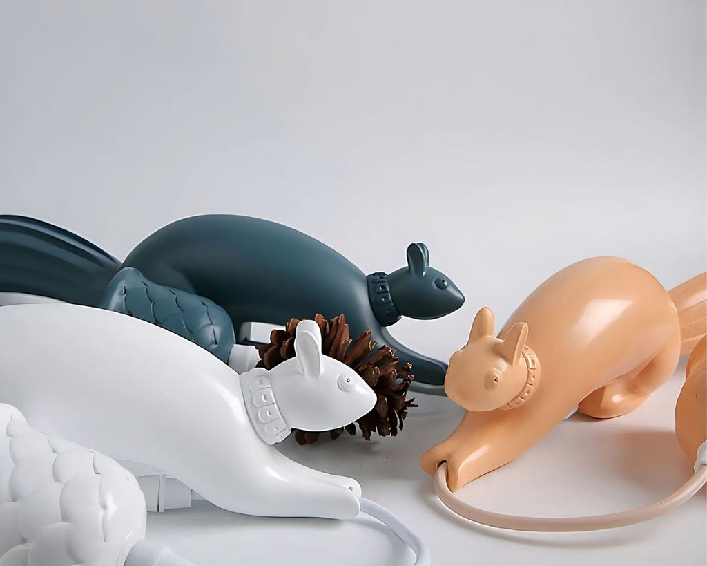 Lustre chambre bébé écureuil suspendu en résine, vue 9