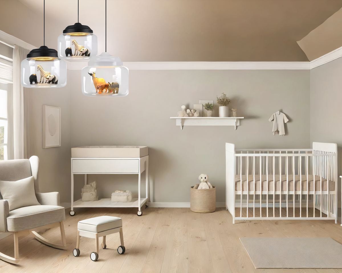 Lustre chambre bébé cube de verre avec figurines, vue 5