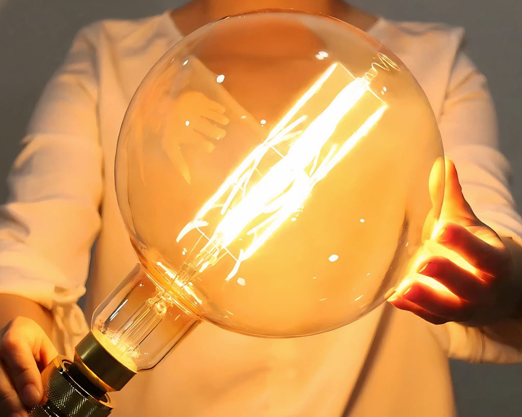 Lustre design ampoule géante ambrée spirale, vue 5