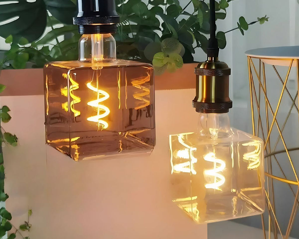 Lustre design ampoule géante carrée à filament