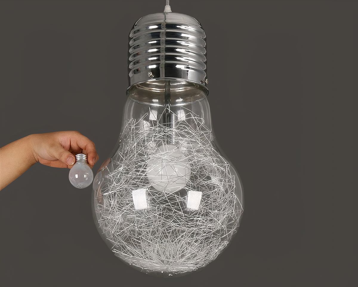 Lustre ampoule géante à reflets dorés ou argentés, vue 5