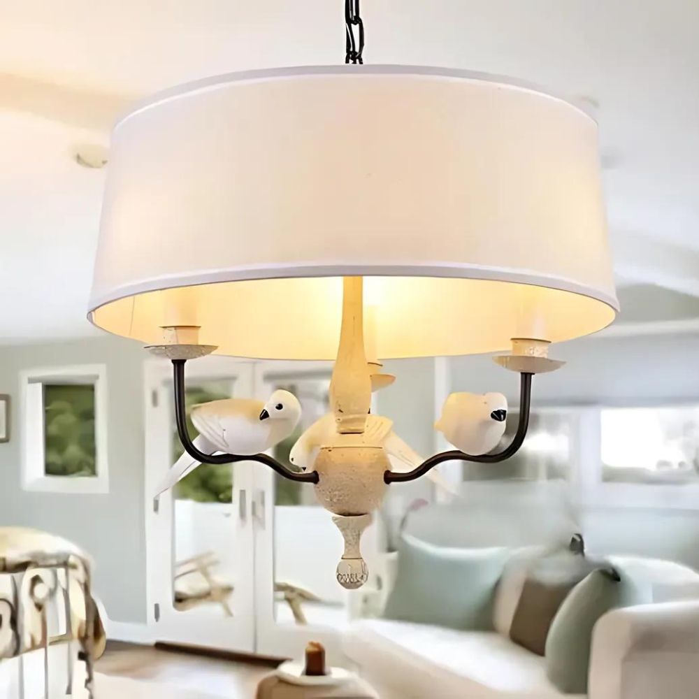 Lustre campagne à abat-jours en tissu et oiseaux perchés, vue 6