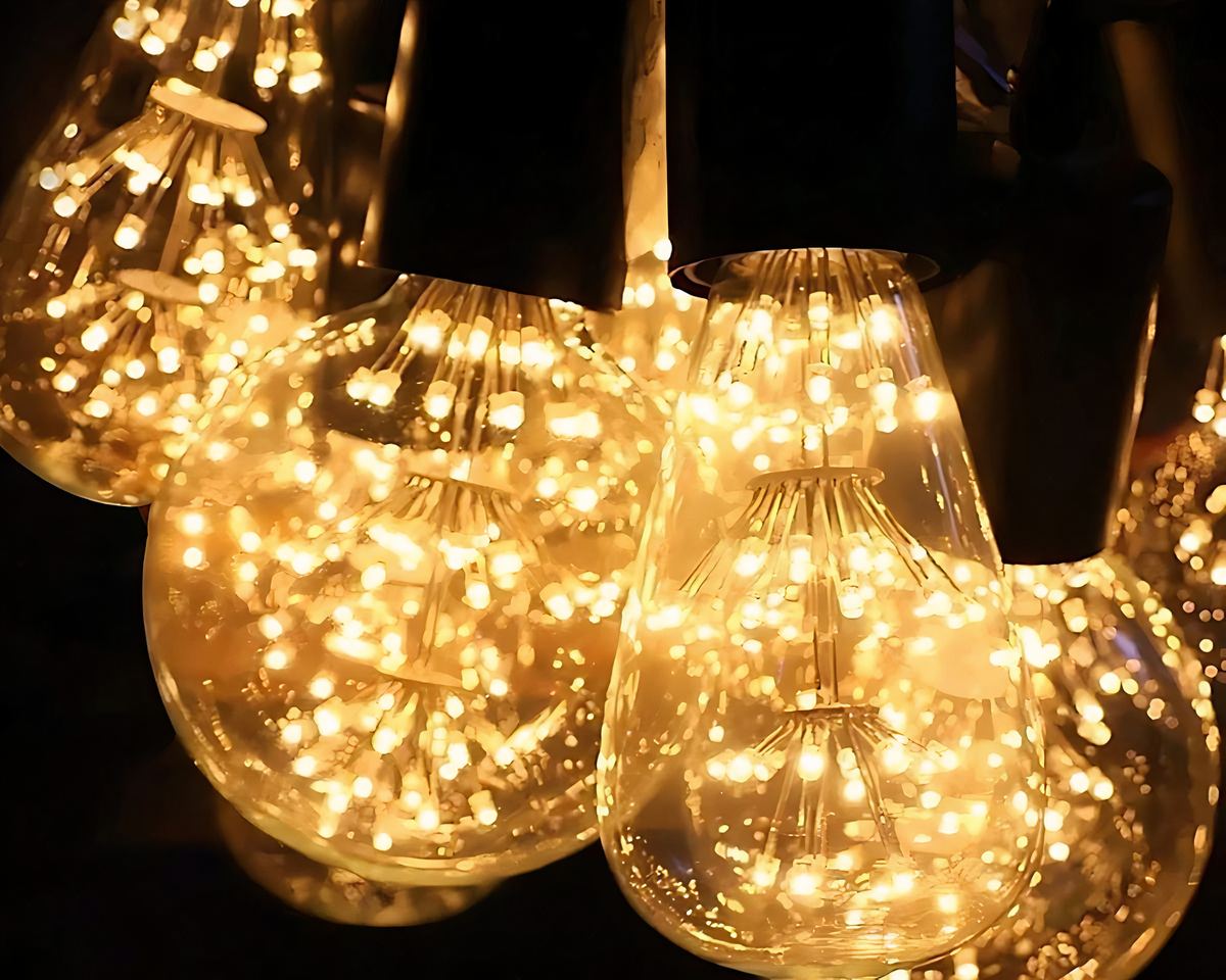 Ampoules LED pour lustre aux formes ludiques, vue 2