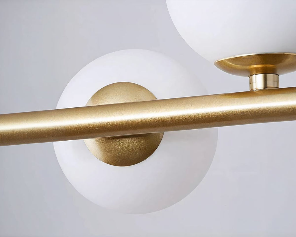 Grand lustre barre à neuf globes en verre laiteux, vue 3
