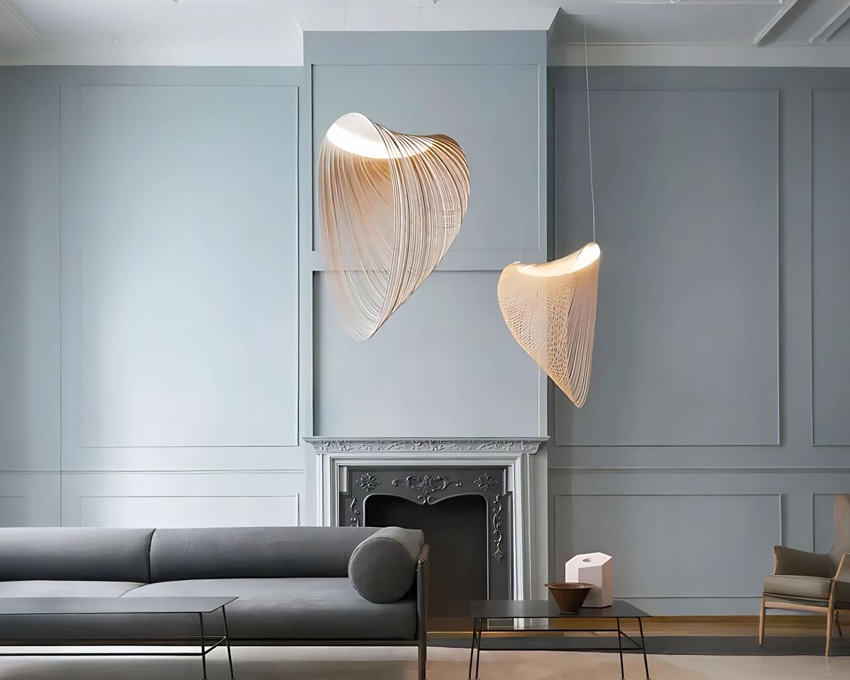 Grand lustre à anneaux de bois et barre LED, vue 6