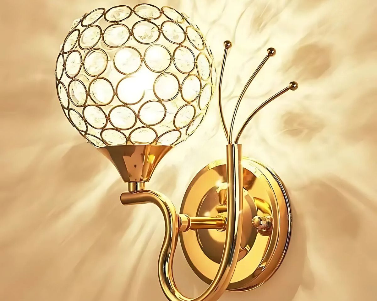 Applique lustre boule dorée en cristal, vue 5