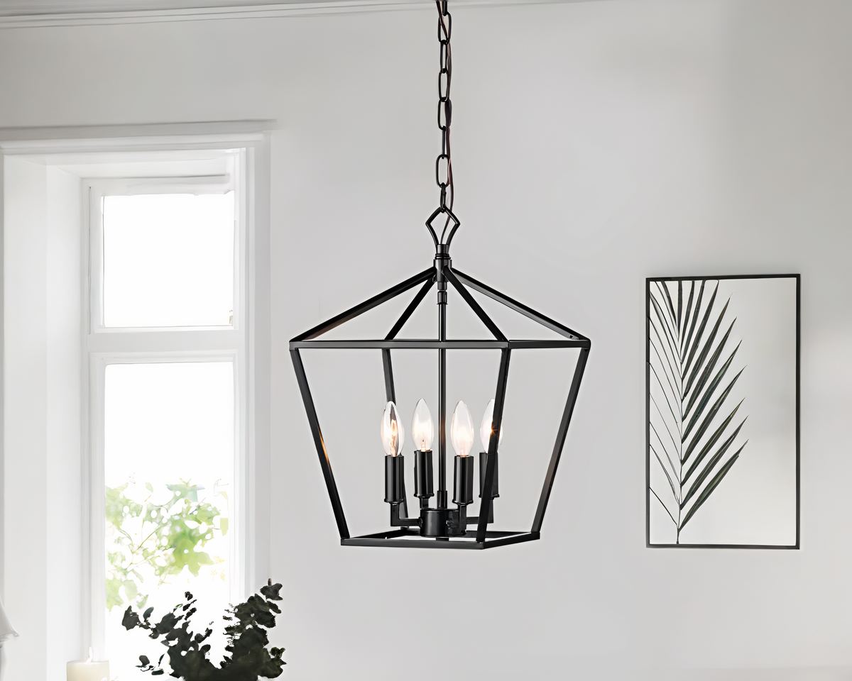 Lustre industriel cage noire à quatre bougies